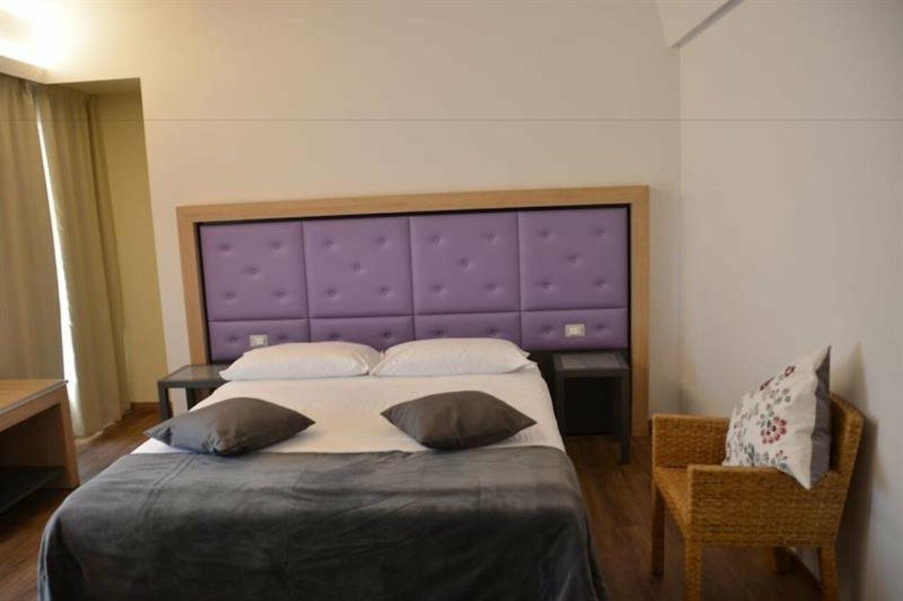 Hotel Corona Spiazzi Di Caprino Extérieur photo