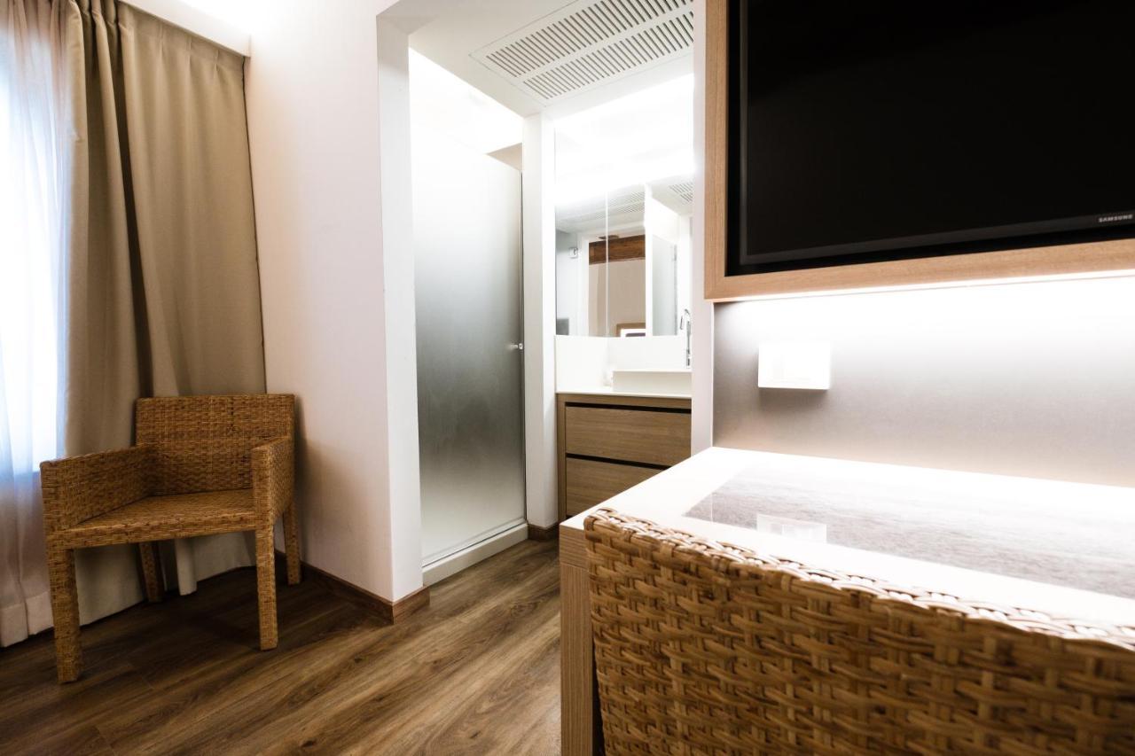 Hotel Corona Spiazzi Di Caprino Extérieur photo